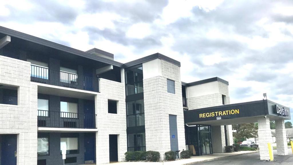Days Inn By Wyndham Vineland Exterior foto